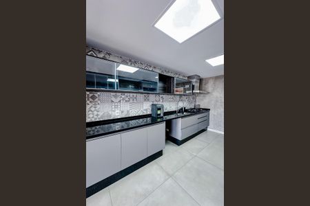 Apartamento à venda com 210m², 4 quartos e 3 vagasCozinha