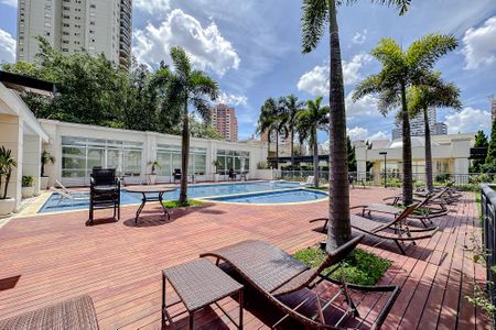 Apartamento à venda com 210m², 4 quartos e 3 vagasÁrea comum - Piscina