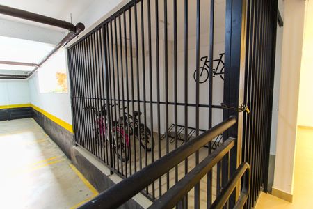 Apartamento à venda com 38m², 2 quartos e 1 vaga Apartamento à venda com 38m², 2 quartos e 1 vagaBicicletário