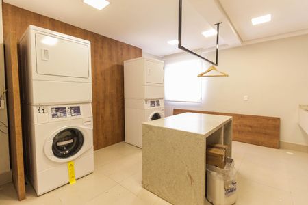 Apartamento à venda com 38m², 2 quartos e 1 vaga Apartamento à venda com 38m², 2 quartos e 1 vagaLavanderia