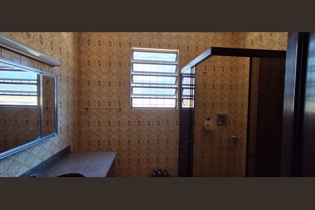 Casa à venda com 500m², 3 quartos e 2 vagasBanheiro Social