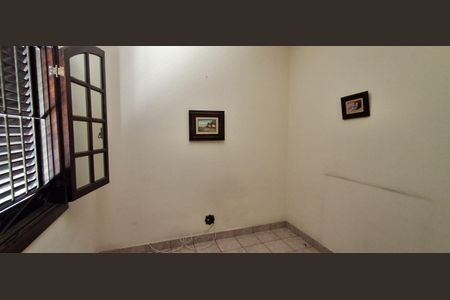 Casa à venda com 500m², 3 quartos e 2 vagasQuarto 2