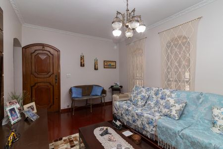 Casa à venda com 141m², 3 quartos e 4 vagasSala