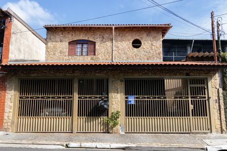 Casa à venda com 141m², 3 quartos e 4 vagasFachada