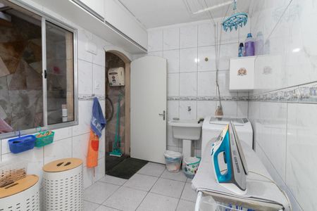 Casa à venda com 141m², 3 quartos e 4 vagasÁrea de Serviço