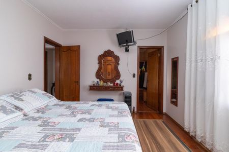 Casa à venda com 141m², 3 quartos e 4 vagasSuíte