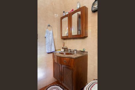 Casa à venda com 141m², 3 quartos e 4 vagasBanheiro da Suíte