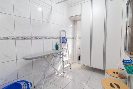Casa à venda com 141m², 3 quartos e 4 vagasÁrea de Serviço