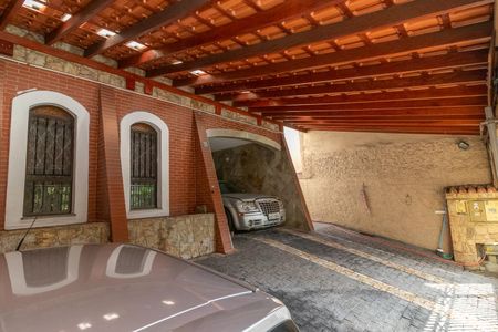 Casa à venda com 141m², 3 quartos e 4 vagasGaragem