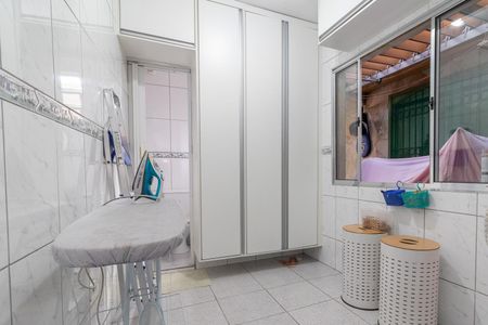 Casa à venda com 141m², 3 quartos e 4 vagasÁrea de Serviço