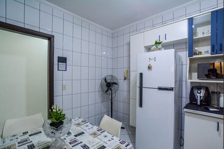 Apartamento à venda com 68m², 2 quartos e 2 vagas Apartamento à venda com 68m², 2 quartos e 2 vagasCozinha e Área de Serviço