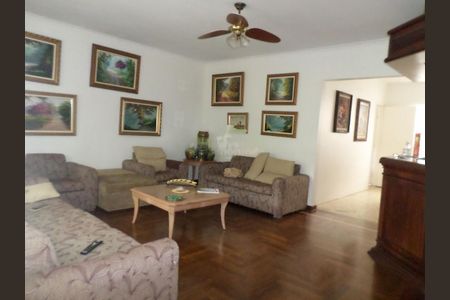 Casa à venda com 260m², 4 quartos e 2 vagas