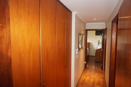Apartamento à venda com 305m², 4 quartos e 4 vagasCloset