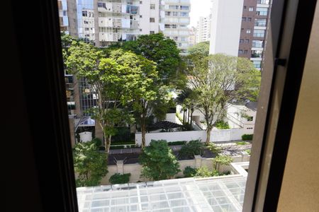 Apartamento à venda com 305m², 4 quartos e 4 vagasÁrea de serviço