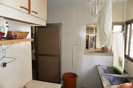 Apartamento à venda com 305m², 4 quartos e 4 vagasÁrea de serviço