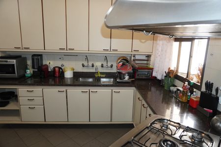 Apartamento à venda com 305m², 4 quartos e 4 vagasCozinha