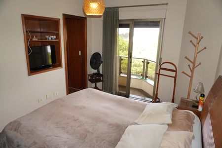 Apartamento à venda com 305m², 4 quartos e 4 vagasSuíte 2