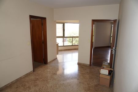 Apartamento à venda com 305m², 4 quartos e 4 vagasSala de Jantar
