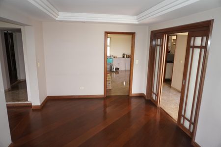 Apartamento à venda com 305m², 4 quartos e 4 vagasSala 3