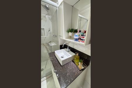 Apartamento à venda com 78m², 2 quartos e 1 vaga Apartamento à venda com 78m², 2 quartos e 1 vagaBanheiro da Suíte