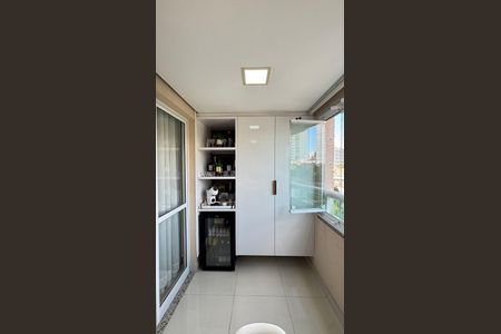 Apartamento à venda com 78m², 2 quartos e 1 vaga Apartamento à venda com 78m², 2 quartos e 1 vagaSala - Sala de Jantar Varanda