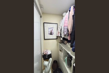 Apartamento à venda com 78m², 2 quartos e 1 vaga Apartamento à venda com 78m², 2 quartos e 1 vagaArmário