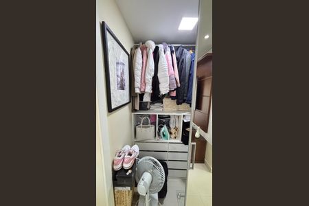 Apartamento à venda com 78m², 2 quartos e 1 vaga Apartamento à venda com 78m², 2 quartos e 1 vagaArmário