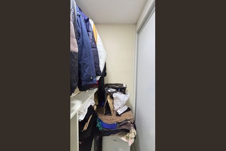 Apartamento à venda com 78m², 2 quartos e 1 vaga Apartamento à venda com 78m², 2 quartos e 1 vagaArmário