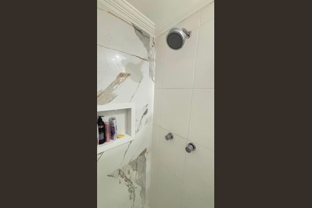 Apartamento à venda com 78m², 2 quartos e 1 vaga Apartamento à venda com 78m², 2 quartos e 1 vagaBanheiro da Suíte