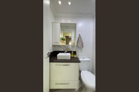 Apartamento à venda com 78m², 2 quartos e 1 vaga Apartamento à venda com 78m², 2 quartos e 1 vagaBanheiro