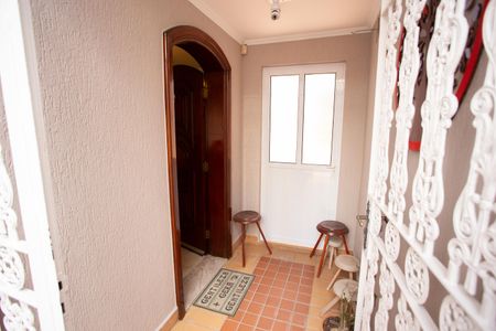 Casa à venda com 220m², 4 quartos e 3 vagas Casa à venda com 220m², 4 quartos e 3 vagasHALL DE ENTRADA