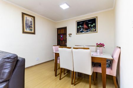 Apartamento à venda com 63m², 3 quartos e 1 vaga Apartamento à venda com 63m², 3 quartos e 1 vagaSala