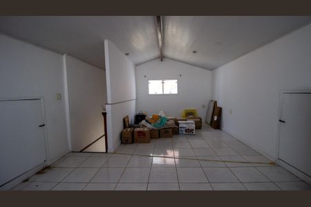 Casa de condomínio à venda com 200m², 4 quartos e 1 vaga Casa de condomínio à venda com 200m², 4 quartos e 1 vagaSotão
