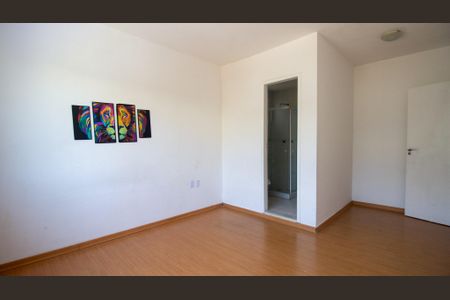 Casa de condomínio à venda com 200m², 4 quartos e 1 vaga Casa de condomínio à venda com 200m², 4 quartos e 1 vagaSuíte 2