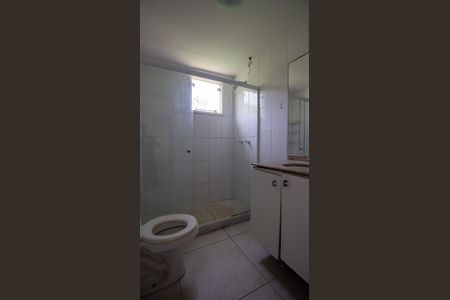 Casa de condomínio à venda com 200m², 4 quartos e 1 vaga Casa de condomínio à venda com 200m², 4 quartos e 1 vagaBanheiro Social