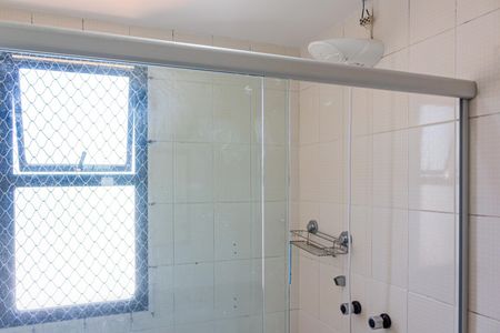 Apartamento à venda com 63m², 2 quartos e 1 vaga Apartamento à venda com 63m², 2 quartos e 1 vagaBanheiro da Suíte