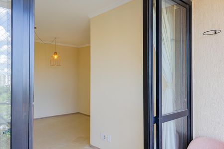 Apartamento à venda com 63m², 2 quartos e 1 vaga Apartamento à venda com 63m², 2 quartos e 1 vagaVaranda da Sala