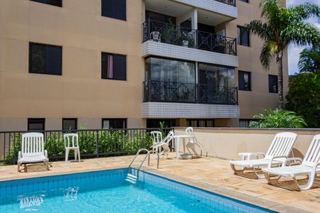 Apartamento à venda com 63m², 2 quartos e 1 vaga Apartamento à venda com 63m², 2 quartos e 1 vagaPiscina