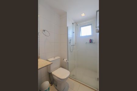 Apartamento à venda com 120m², 3 quartos e 2 vagas Apartamento à venda com 120m², 3 quartos e 2 vagasBanheiro da Suíte 1