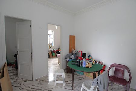 Casa à venda com 90m², 3 quartos e sem vagaSala