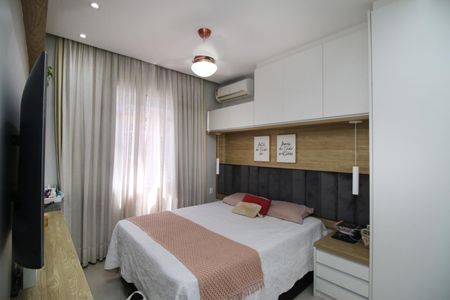 Apartamento à venda com 77m², 2 quartos e 1 vagaQuarto 2