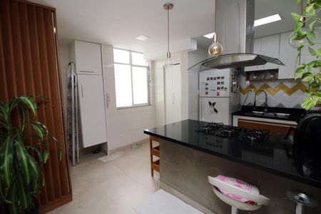 Apartamento à venda com 77m², 2 quartos e 1 vagaCozinha