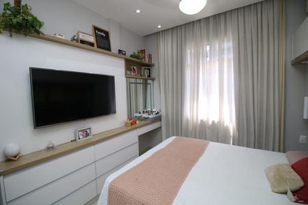Apartamento à venda com 77m², 2 quartos e 1 vagaQuarto 2