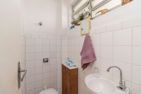 Apartamento à venda com 123m², 3 quartos e 1 vaga Apartamento à venda com 123m², 3 quartos e 1 vagaBanheiro de Serviço