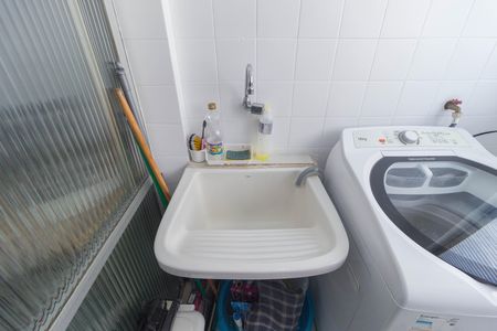 Apartamento à venda com 66m², 2 quartos e 1 vagaÁrea de Serviço