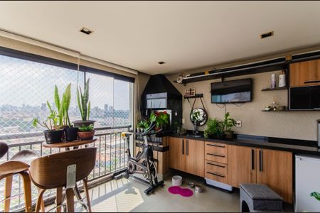 Apartamento à venda com 94m², 2 quartos e 2 vagas Apartamento à venda com 94m², 2 quartos e 2 vagasVaranda