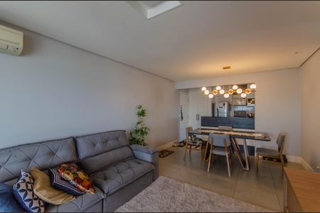 Apartamento à venda com 94m², 2 quartos e 2 vagas Apartamento à venda com 94m², 2 quartos e 2 vagasSala