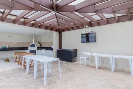 Apartamento à venda com 94m², 2 quartos e 2 vagas Apartamento à venda com 94m², 2 quartos e 2 vagasÁrea comum - Churrasqueira