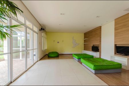 Apartamento à venda com 94m², 2 quartos e 2 vagas Apartamento à venda com 94m², 2 quartos e 2 vagasÁrea comum - Sala de TV