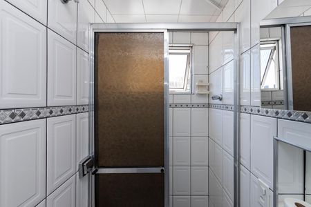 Apartamento à venda com 62m², 2 quartos e 1 vaga Apartamento à venda com 62m², 2 quartos e 1 vagaBanheiro da Suíte